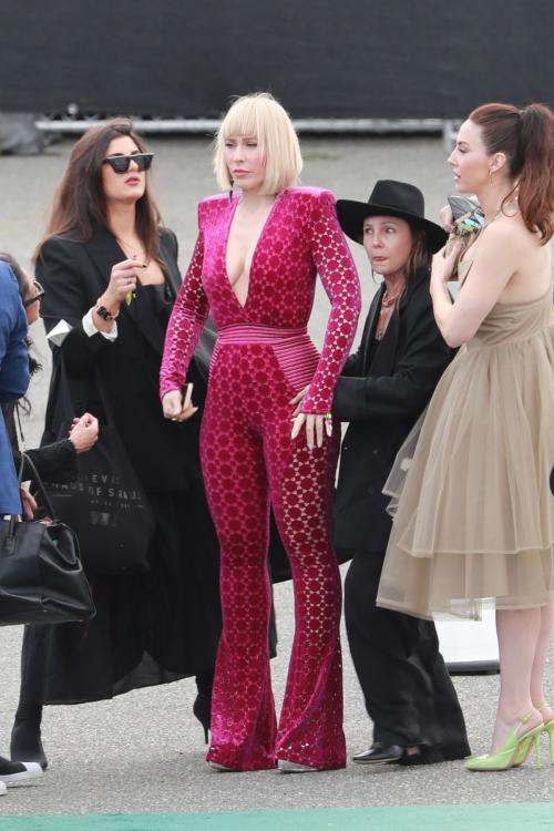 Natasha Bedingfield Prepares for Red Carpet at People's Choice Awards, February 2024