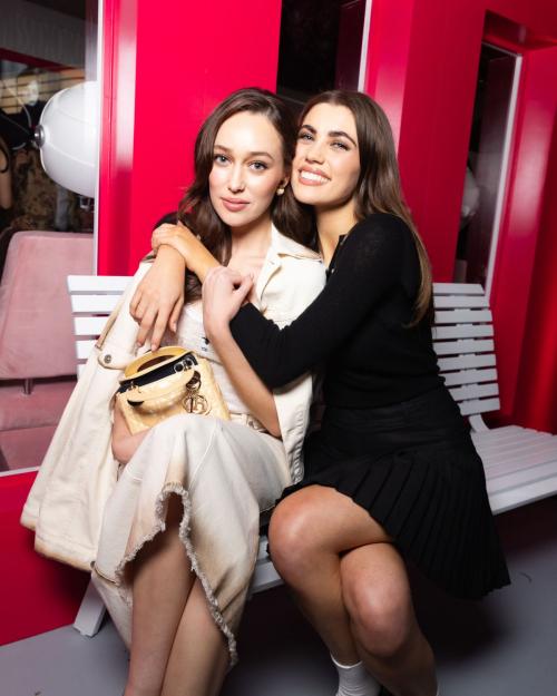Alycia Debnam-Carey at Christian Dior Miss Dior Parfum Pop-up Los Angeles, March 2024 2
