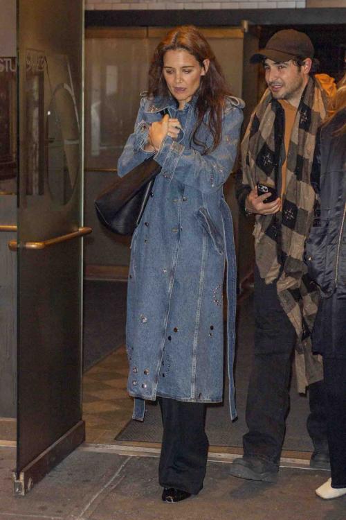 Katie Holmes Leaves a Broadway Play in New York 5