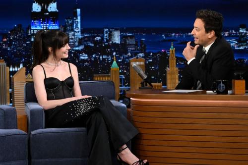Anne Hathaway at Tonight Show Starring Jimmy Fallon in New York 6