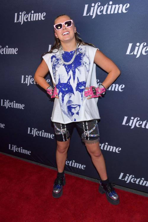 JoJo Siwa at Dance Moms The Reunion Premiere in New York 4