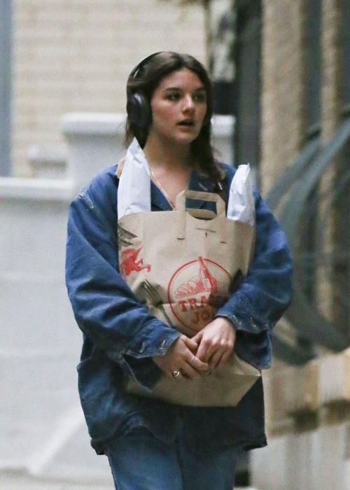 Suri Cruise Shops at Trader Joe's for Birthday Dinner