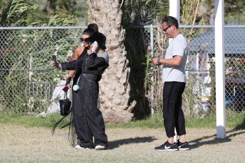 Teresa Giudice Graciously Takes Selfies with Fans at Coachella 2