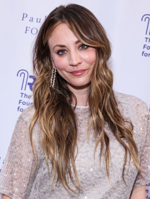 Kaley Cuoco John Ritter Foundation for Aortic Health Evening from the Heart Gala 4