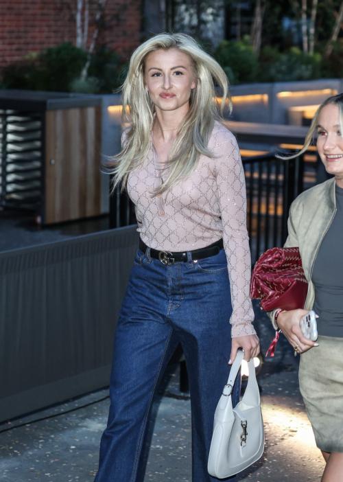 Leah Williamson Arrives at Gucci Cruise 2025 Fashion Show in London 1
