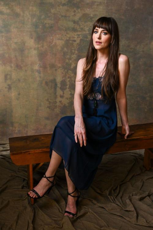 Dakota Johnson ‚Äì Tribeca Film Festival Photoshoot 4