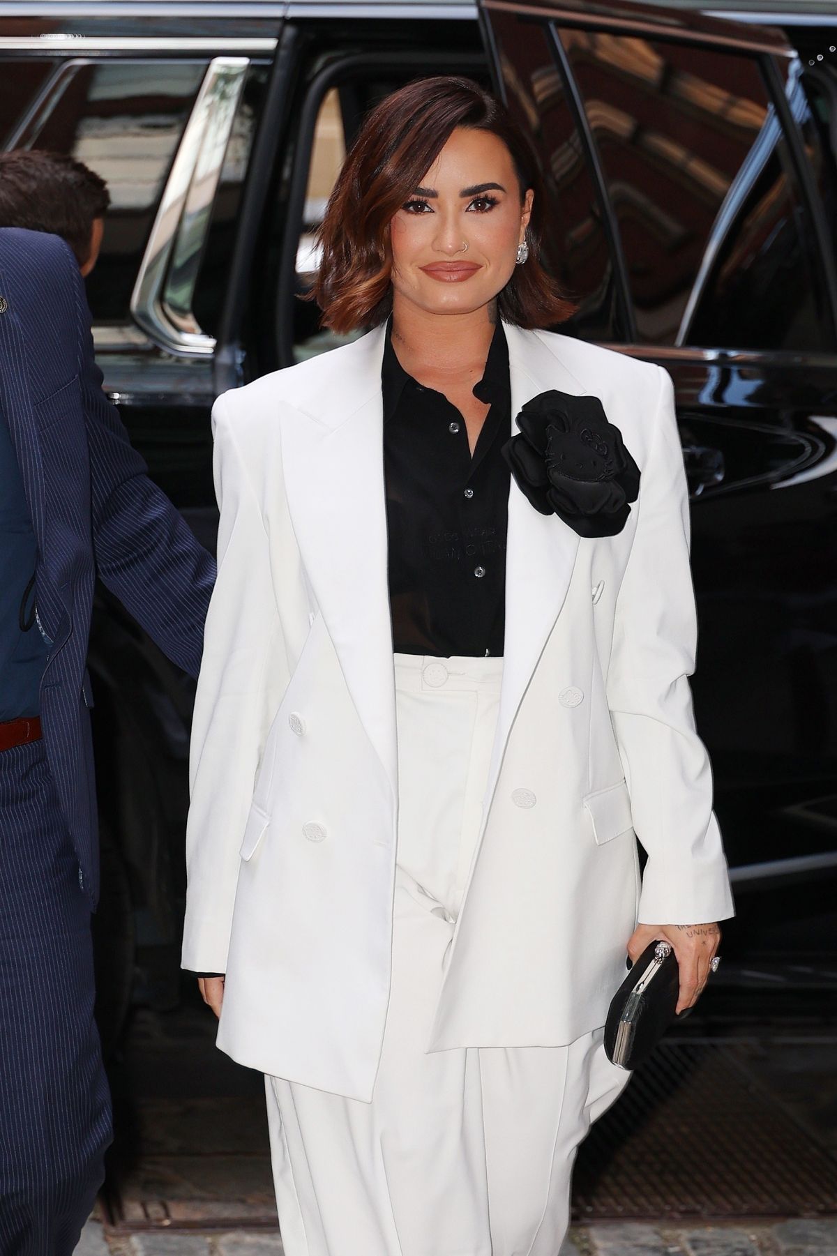 Demi Lovato Arrives at Vogue Dinner Party in New York Demi Lovato Arrives at Vogue Dinner Party in New York