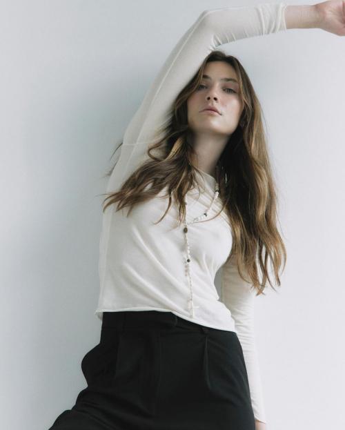 Emily Hall at a Photoshoot - June 2024 3