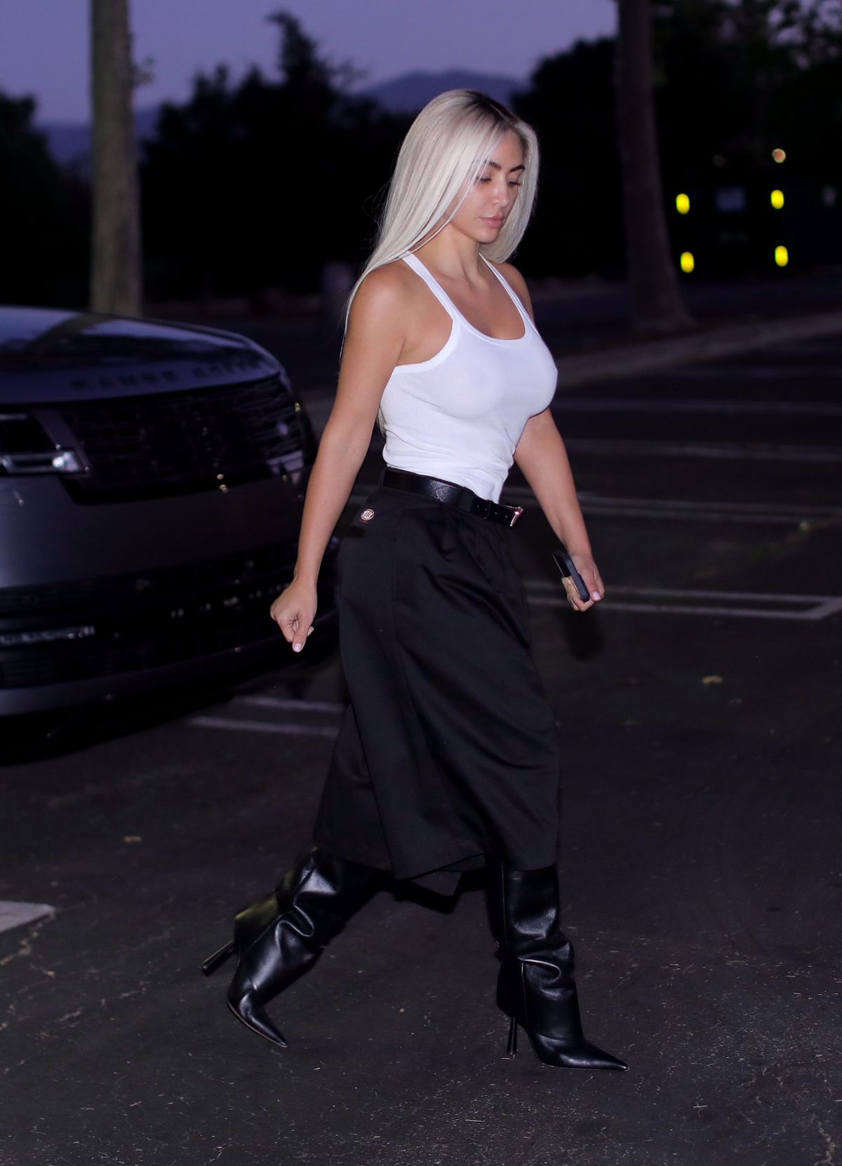 Kim Kardashian Late Meeting Los Angeles Kim Kardashian Late Meeting Los Angeles