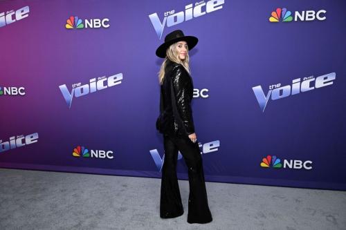 Lainey Wilson at The Voice Live Finale Part 2 5