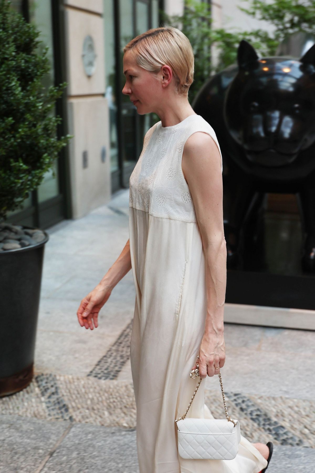 Michelle Williams Arrives at Vogue Dinner Party in New York Michelle Williams Arrives at Vogue Dinner Party in New York