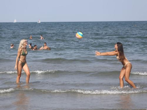 Camilla De Berardinis Swami Di Noia Bikini Beach Milano Marittima July 2024 9