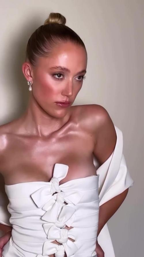 Maika Monroe Instagram Photos 2024 4