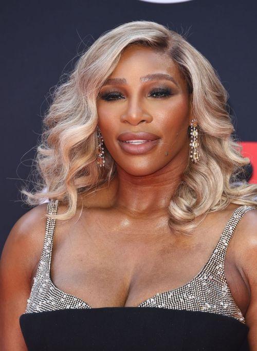 Serena Williams at 2024 ESPY Awards at Dolby Theatre in Los Angeles 3