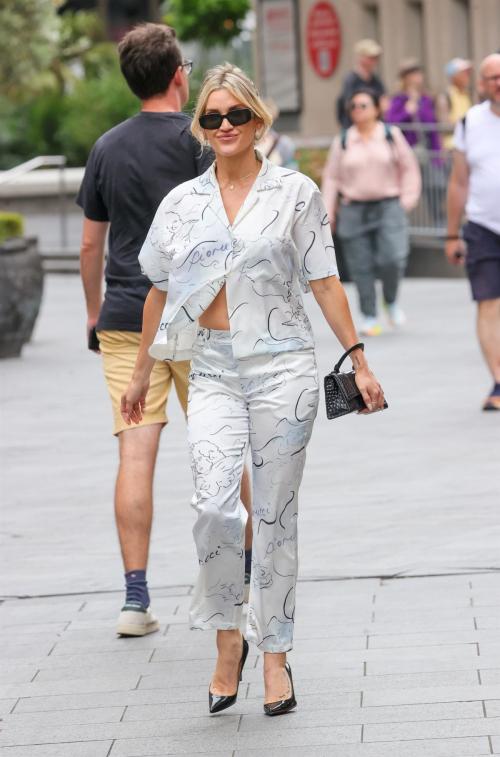 Ashley Roberts in Matching Two Piece Arrives at Heart Radio in London 3