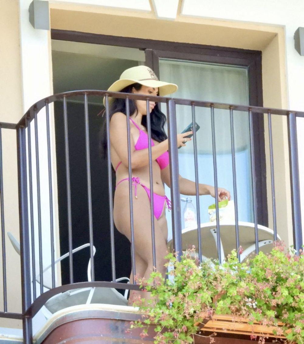 Ekin-Su Culculoglu Bikini Hotel Excelsior Portofino August 2024