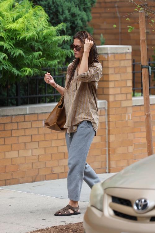 Katie Holmes Out and About in New York 2
