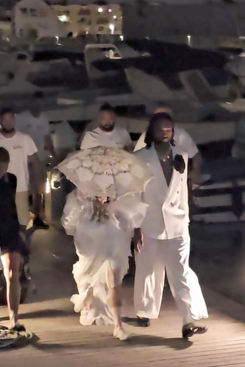 Madonna Arrives Pompeii Party Akeem Morris 66th Birthday Celebrations August 2024 3