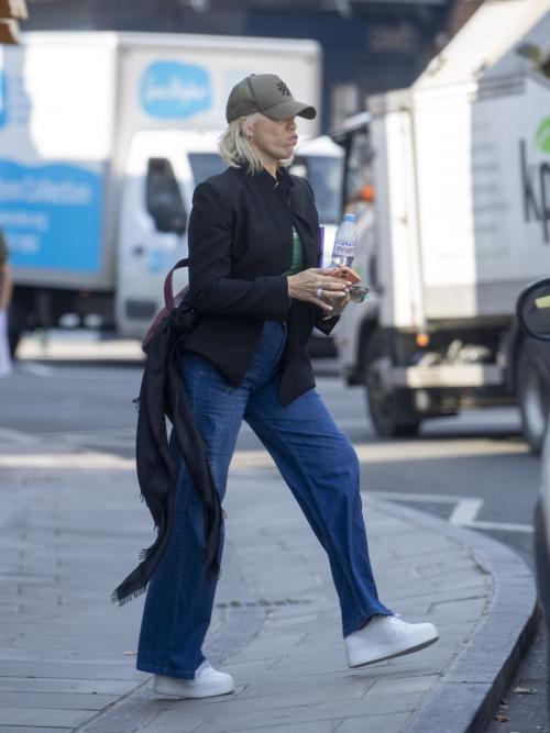Hannah Waddingham Spotted Leaving Pizza Express in London 1