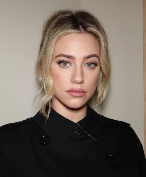 Lili Reinhart Burberry Summer 2025 Show Photoshoot September 2024 3
