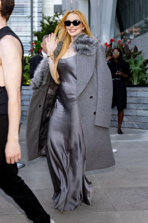 Lindsay Lohan Leaves Michael Kors Fashion Show New York 1