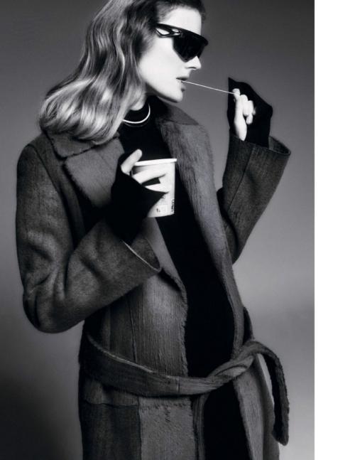 Constance Jablonski in Harper’s Bazaar Spain November 2024 7