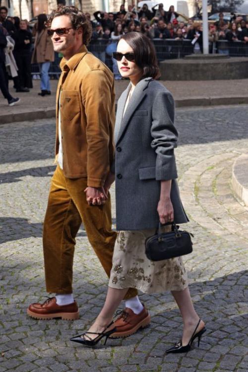Daisy Ridley Arrives at Miu Miu Fashion Show at Paris Fashion Week, October 2024 3