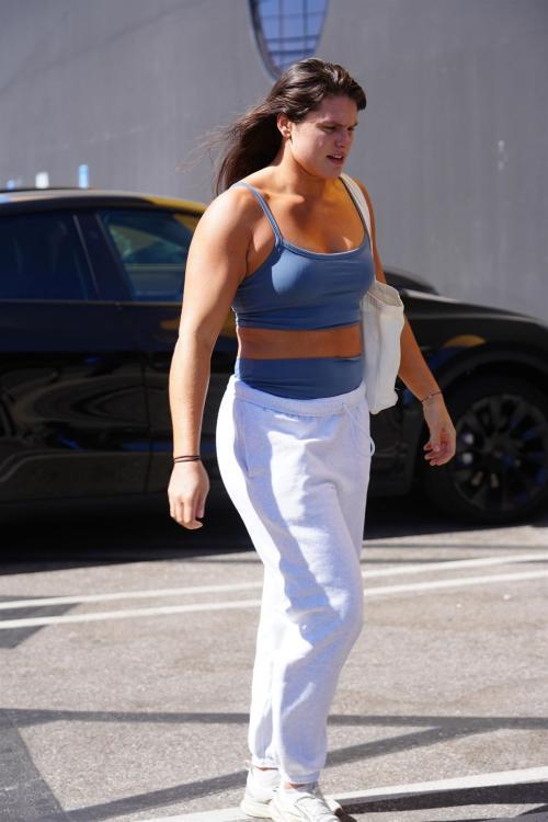 Ilona Maher Arrives at Dancing With The Stars Rehearsal Studio, October 2024 1