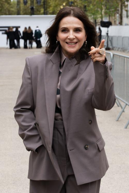 Juliette Binoche at Stella McCartney Fashion Show Paris Fashion Week, September 2024 1
