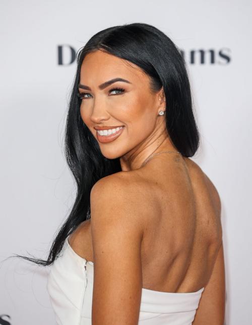 Breana Tiesi at Beauty Awards in London, November 2024 1