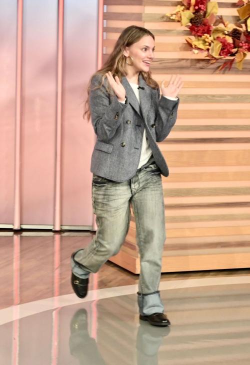 Dafne Keen on Univision