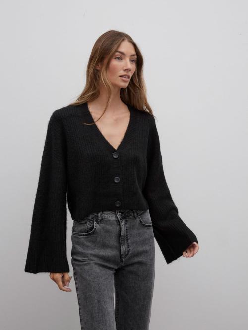 Lorena Rae for Raere Fall Collection, December 2024 6