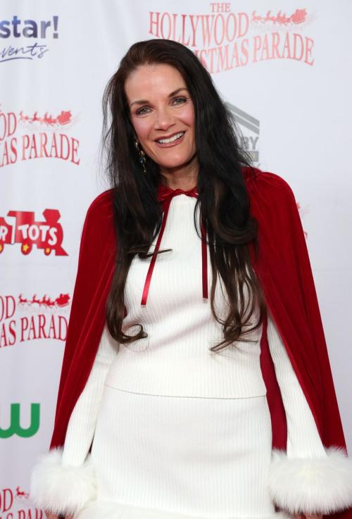 Melinda Linder at Hollywood Christmas Parade, December 2024 4