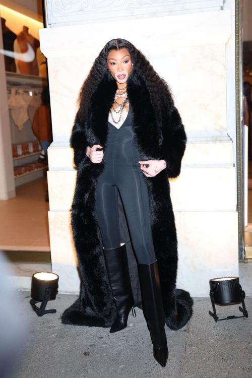 Winnie Harlow Arrives at Kim Kardashian