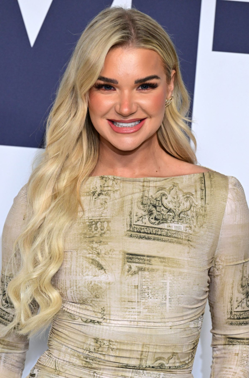 Abbie Quinnen at You