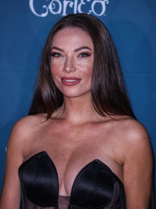 April Banbury Shines at Cirque du Soleil Corteo Premiere, January 2025