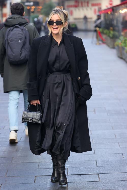 Ashley Roberts Arrives at Heart Radio, January 2025 3