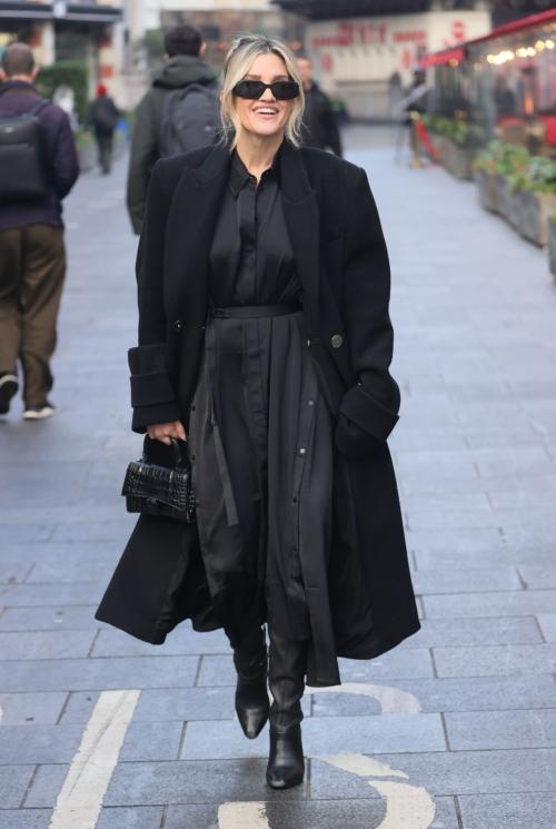 Ashley Roberts Arrives at Heart Radio, January 2025 6