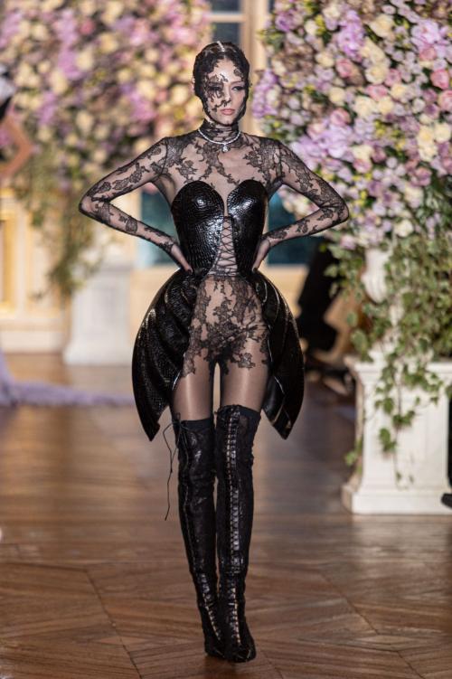Coco Rocha at Yuima Nakazato Haute Couture Show, January 2025 5