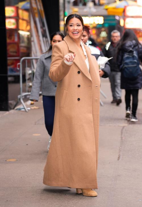 Gina Rodriguez Leaves Good Morning America, January 2025 5