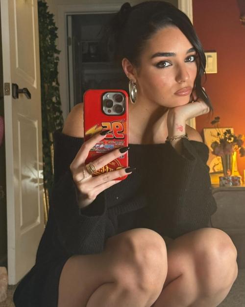 Indiana Massara - Instagram Photos, January 2025