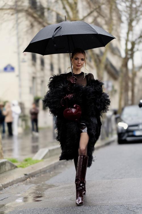 Leonie Hanne at Elie Saab Haute Couture Show, January 2025 5