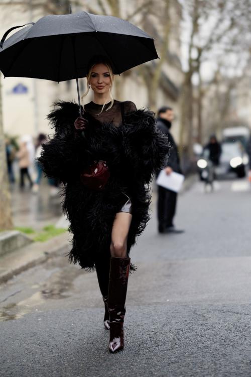 Leonie Hanne at Elie Saab Haute Couture Show, January 2025 7