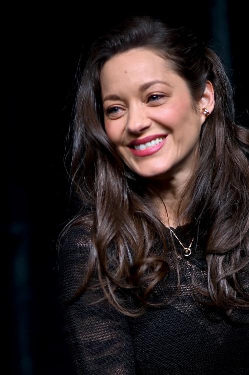 Marion Cotillard at Cesar Revelations 2025 Photocall in Paris, January 2025 4