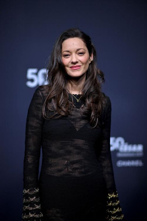 Marion Cotillard at Cesar Revelations 2025 Photocall in Paris, January 2025 7