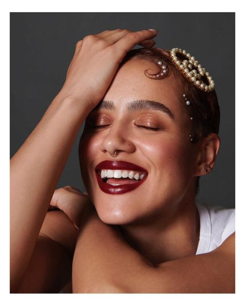 Nathalie Emmanuel for Schon Switzerland, December 2024 1