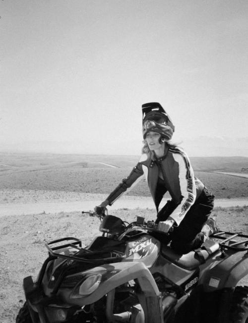 Anja Rubik for Elle France Feature, February 2025 8