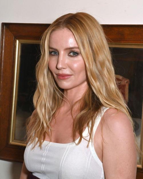 Annabelle Wallis Instagram Photos, February 2025 5