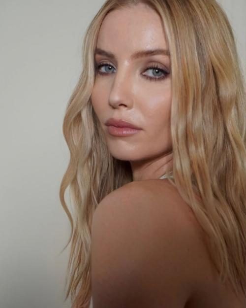 Annabelle Wallis Instagram Photos, February 2025 7