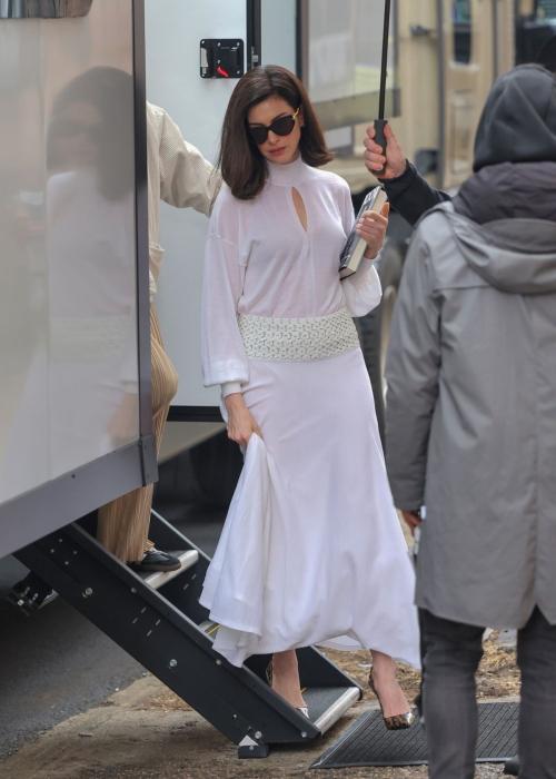 Anne Hathaway Arrives on the Set of The Verity New York, February 2025 5